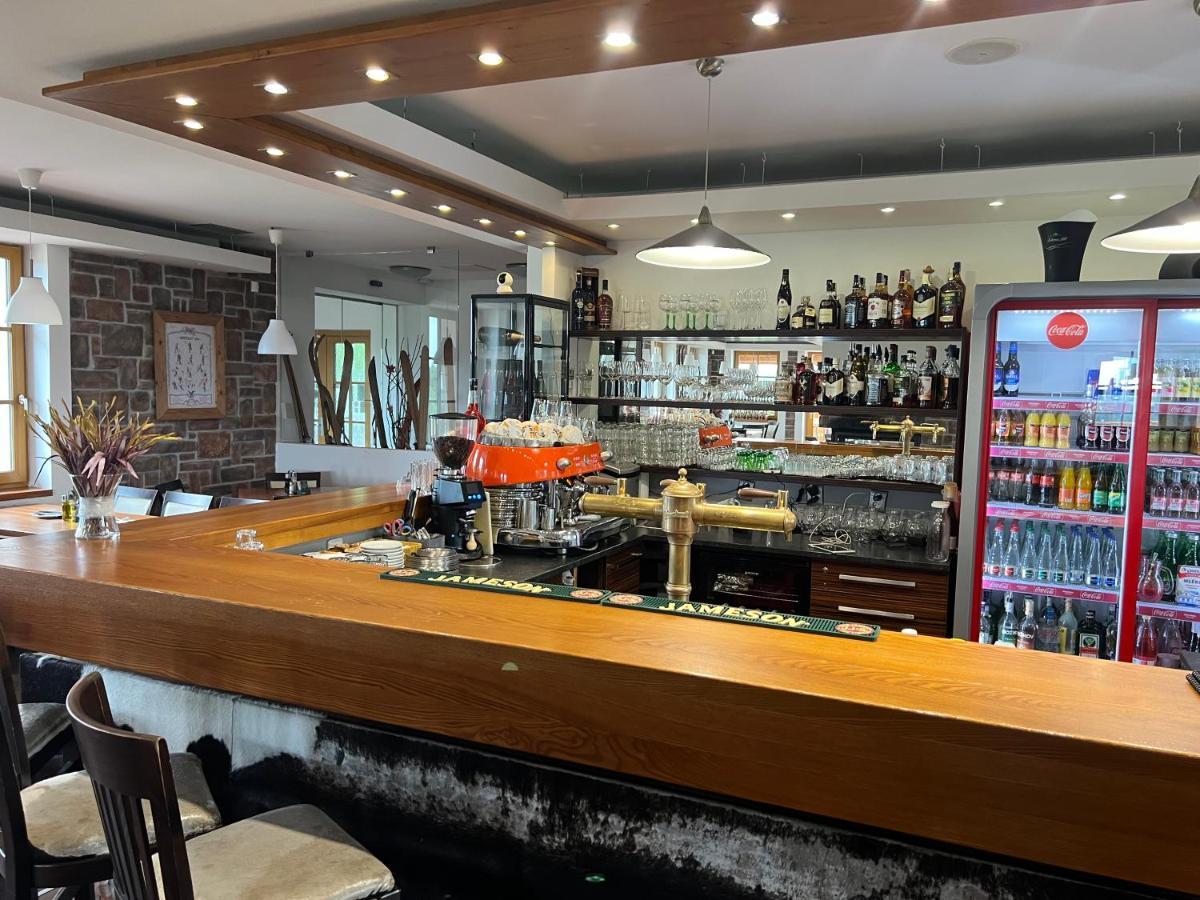 克瑞斯纳霍斯基迪威酒店 Cínovec 外观 照片